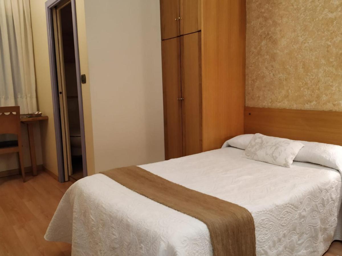 Hotel Mélida Ostatua à Ermua Extérieur photo